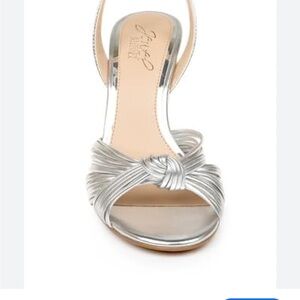 Badgley Mischka Silver Knotted Heels
NWOB